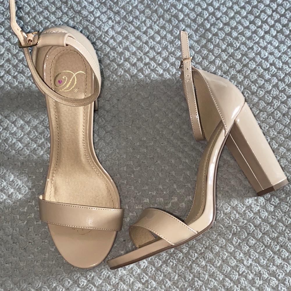 Women’s Dressy Sandal
